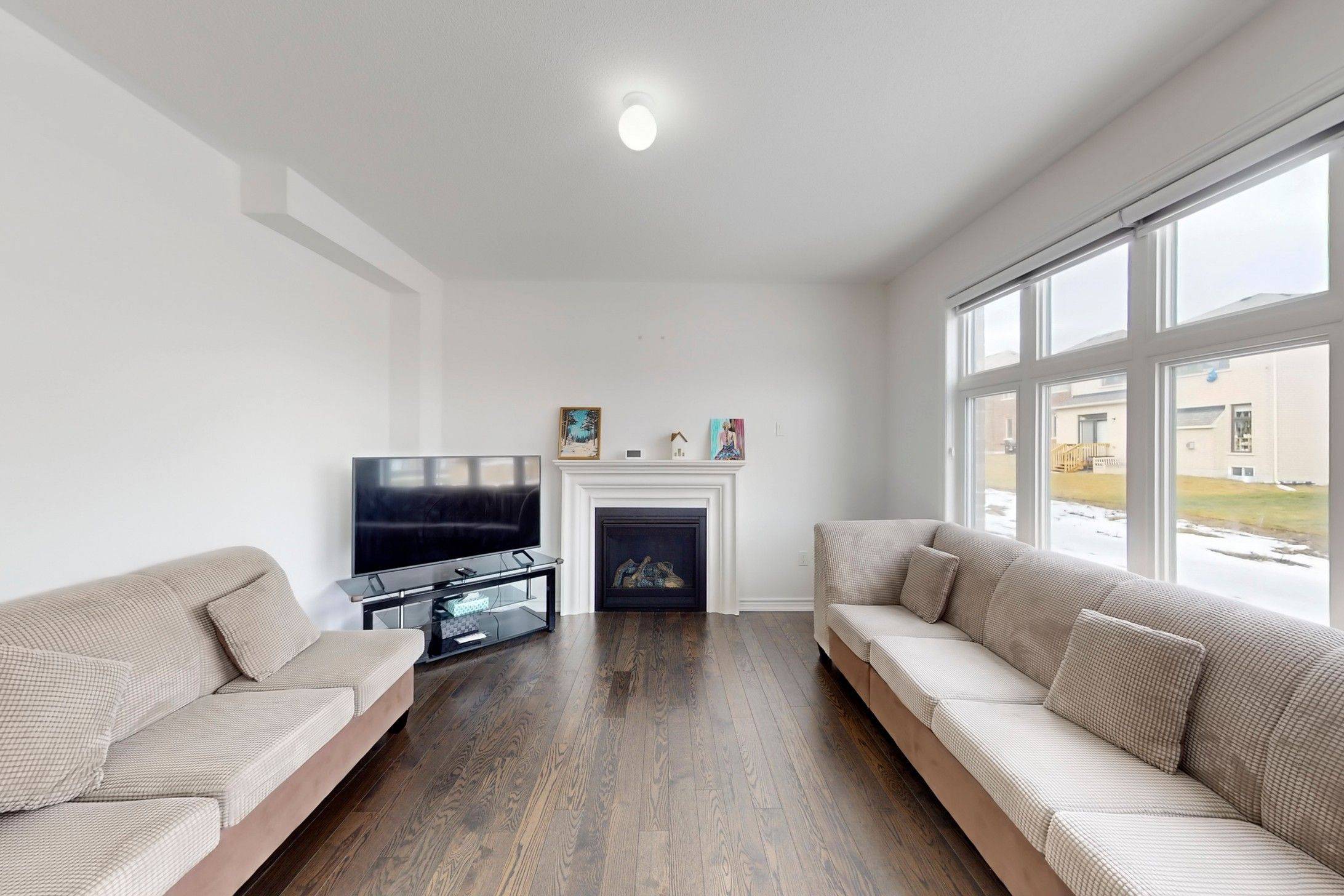 Georgina, ON L0E 1R0,20 Big Canoe DR