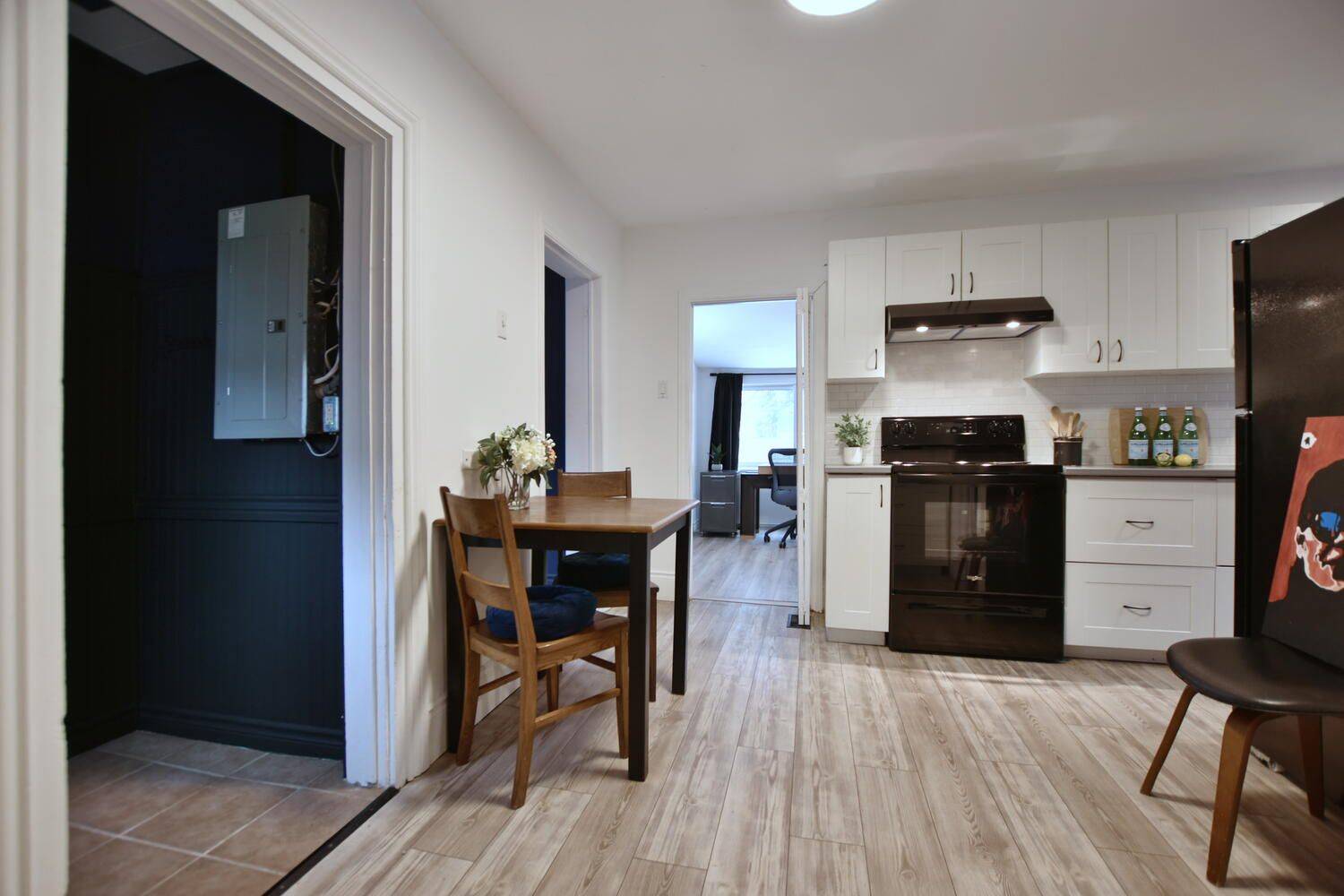 Collingwood, ON L9Y 3A8,260 CEDAR ST