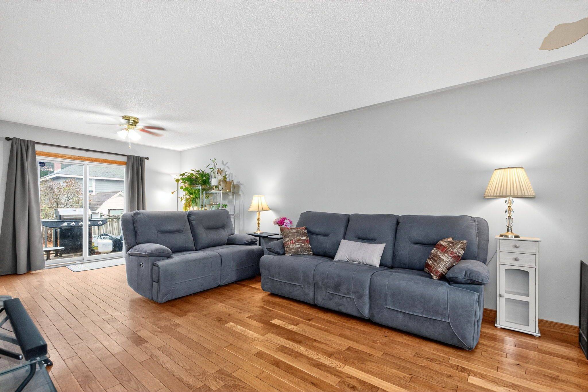 Penetanguishene, ON L9M 1J2,4 Dunlop ST