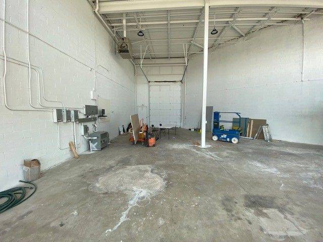 Caledon, ON L7E 5C1,365 Healey RD #U18