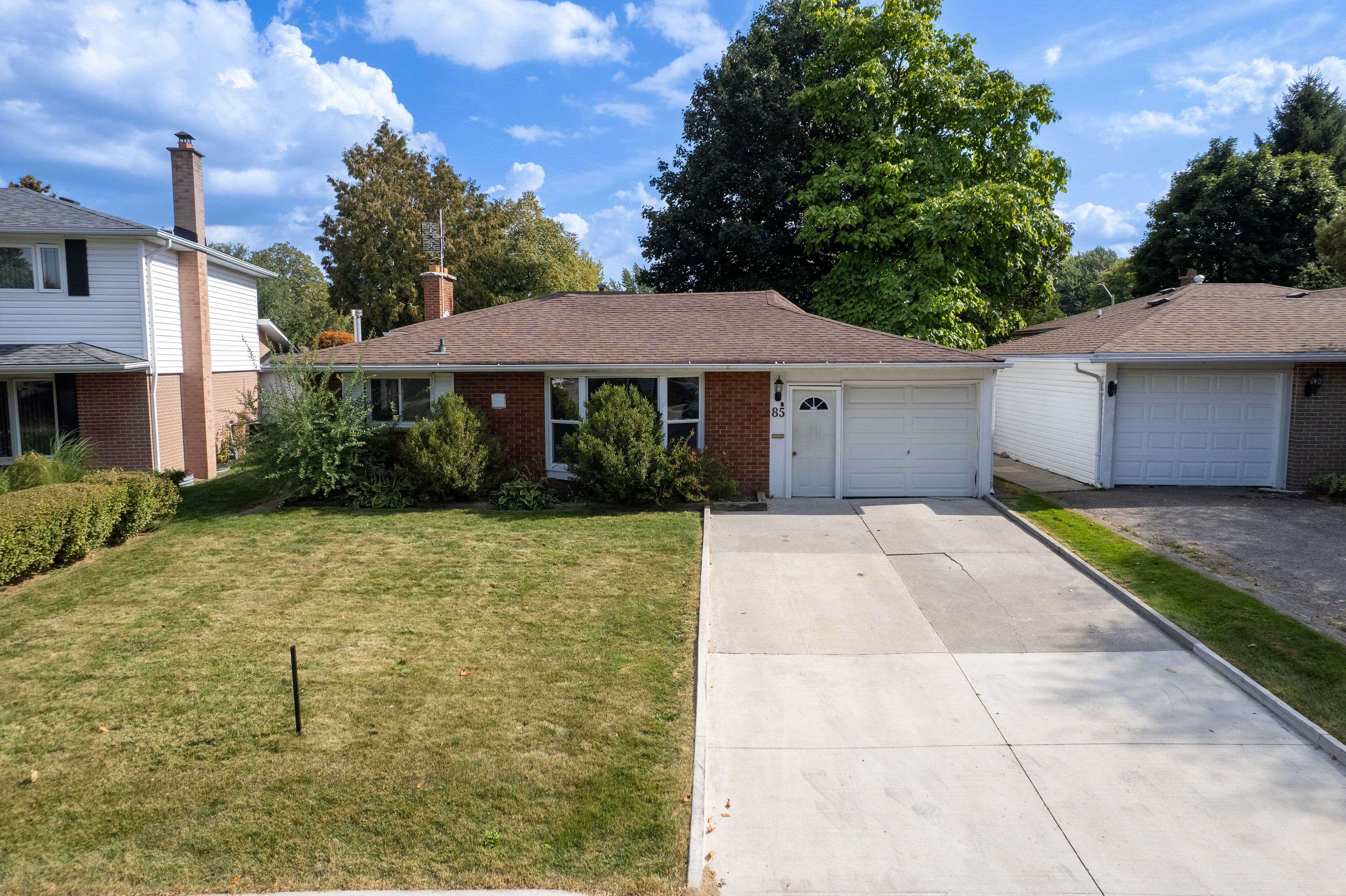 Brampton, ON L6W 1E5,85 Watson CRES