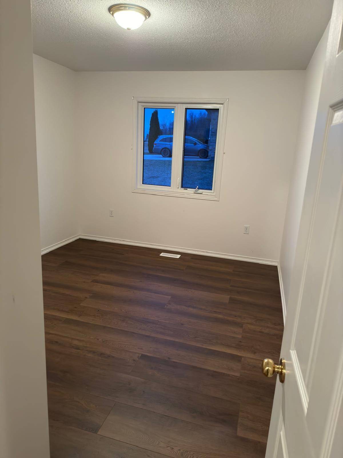 East Garafraxa, ON L9W 6B7,39 Woodland DR