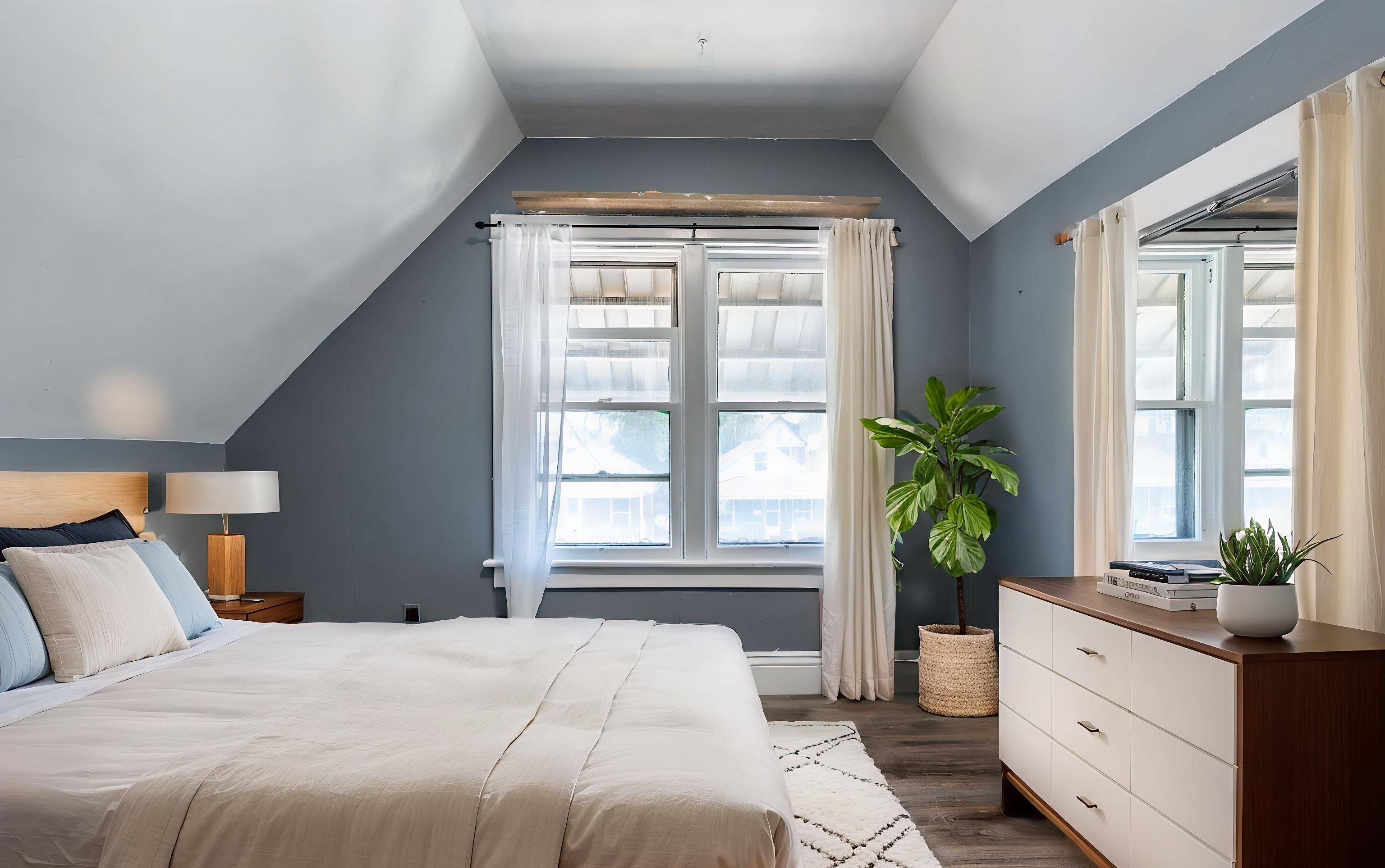 Hamilton, ON L8L 6Y8,52 Connaught AVE N