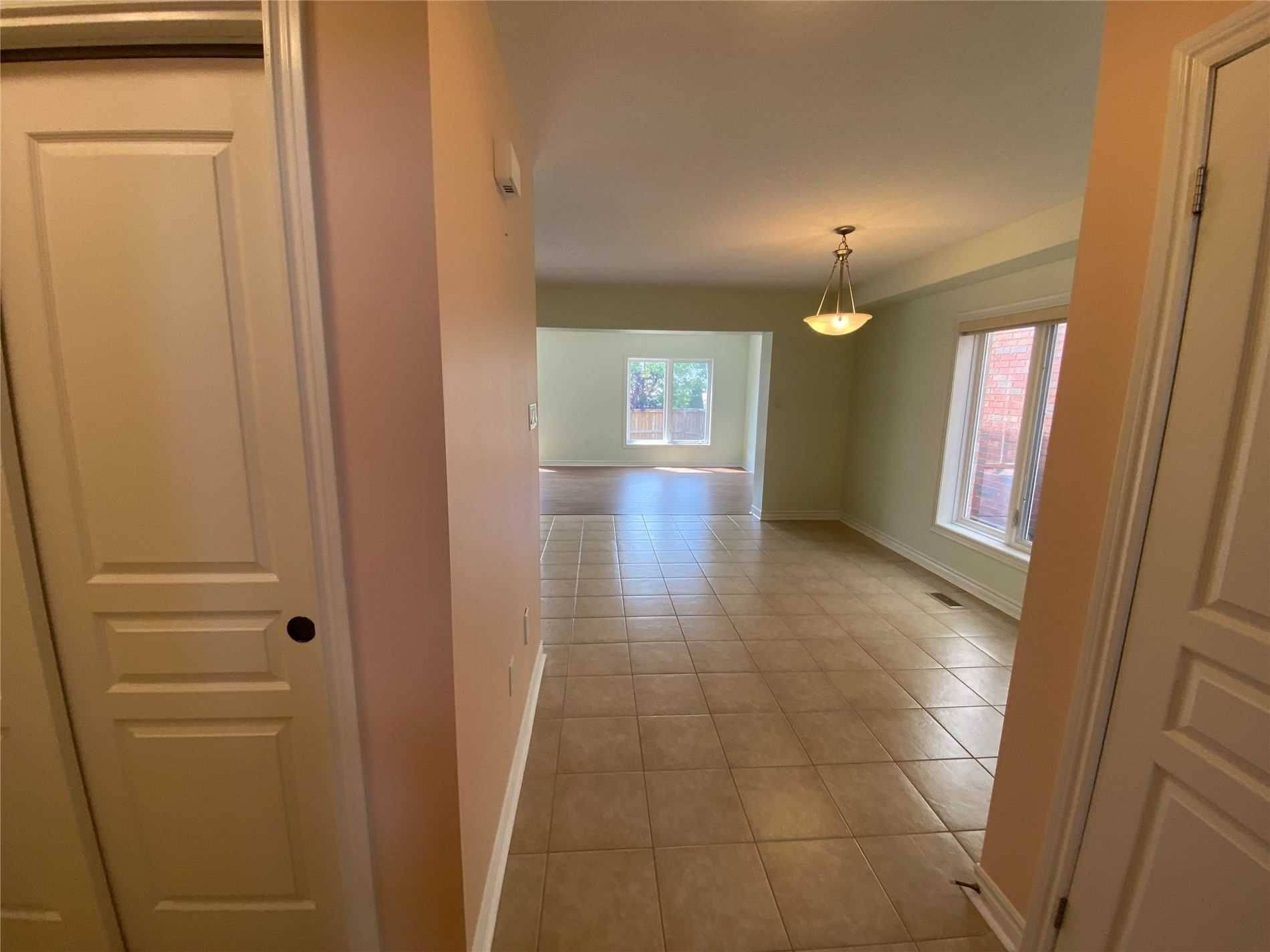 Kitchener, ON N2E 0B2,530 Isaiah CRES E