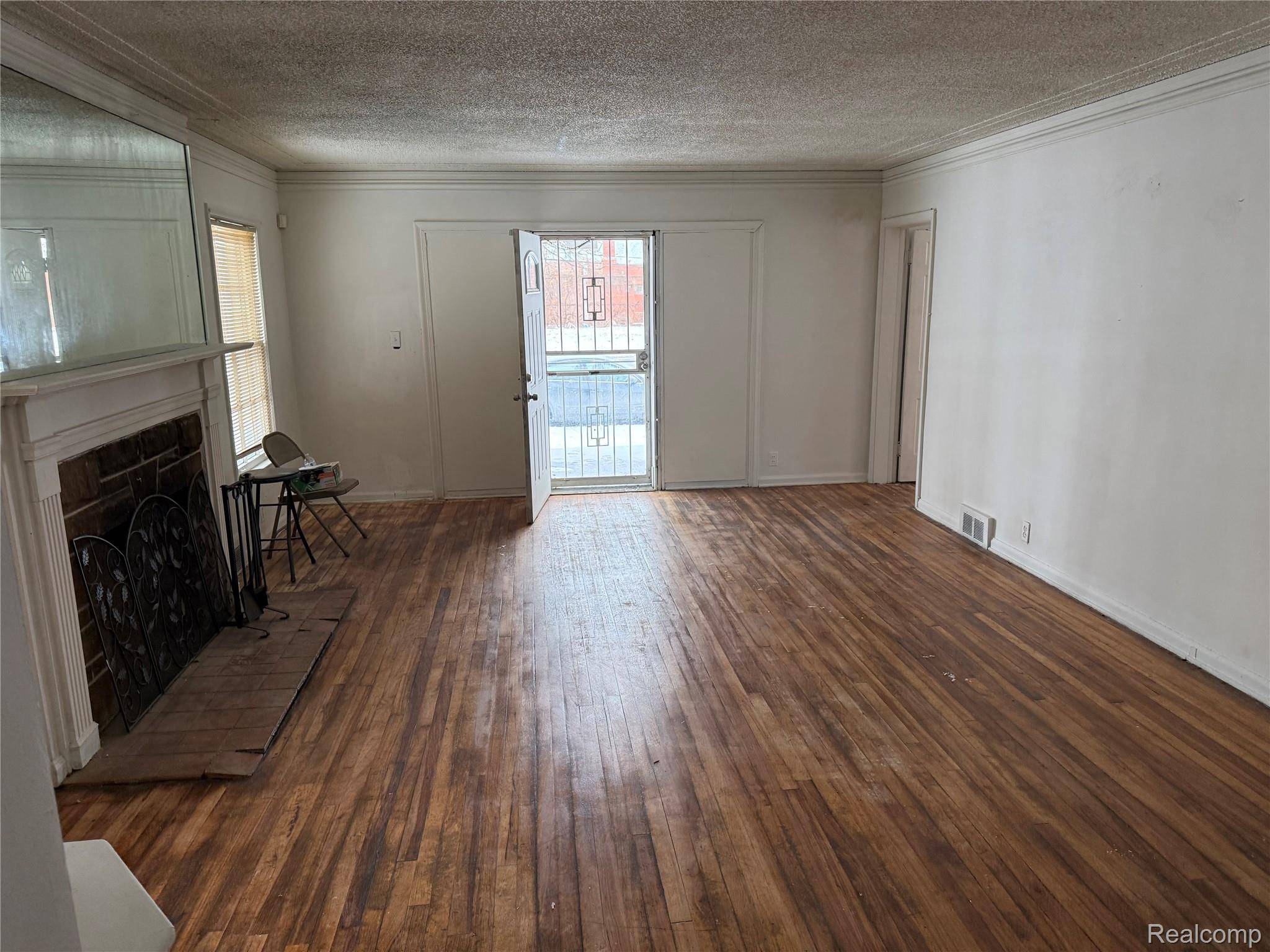 Detroit, MI 48234,20253 Veach ST