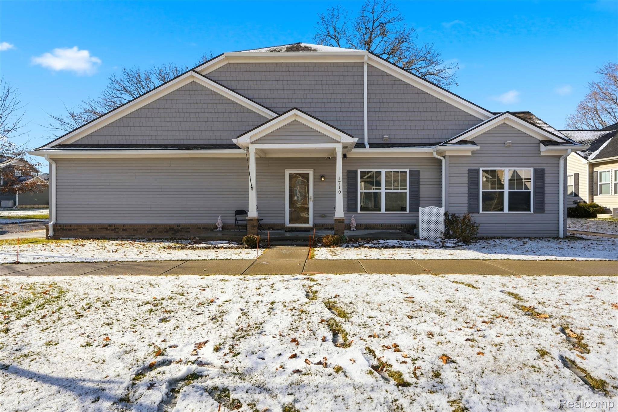 Howell, MI 48855,1710 Carlisle ST