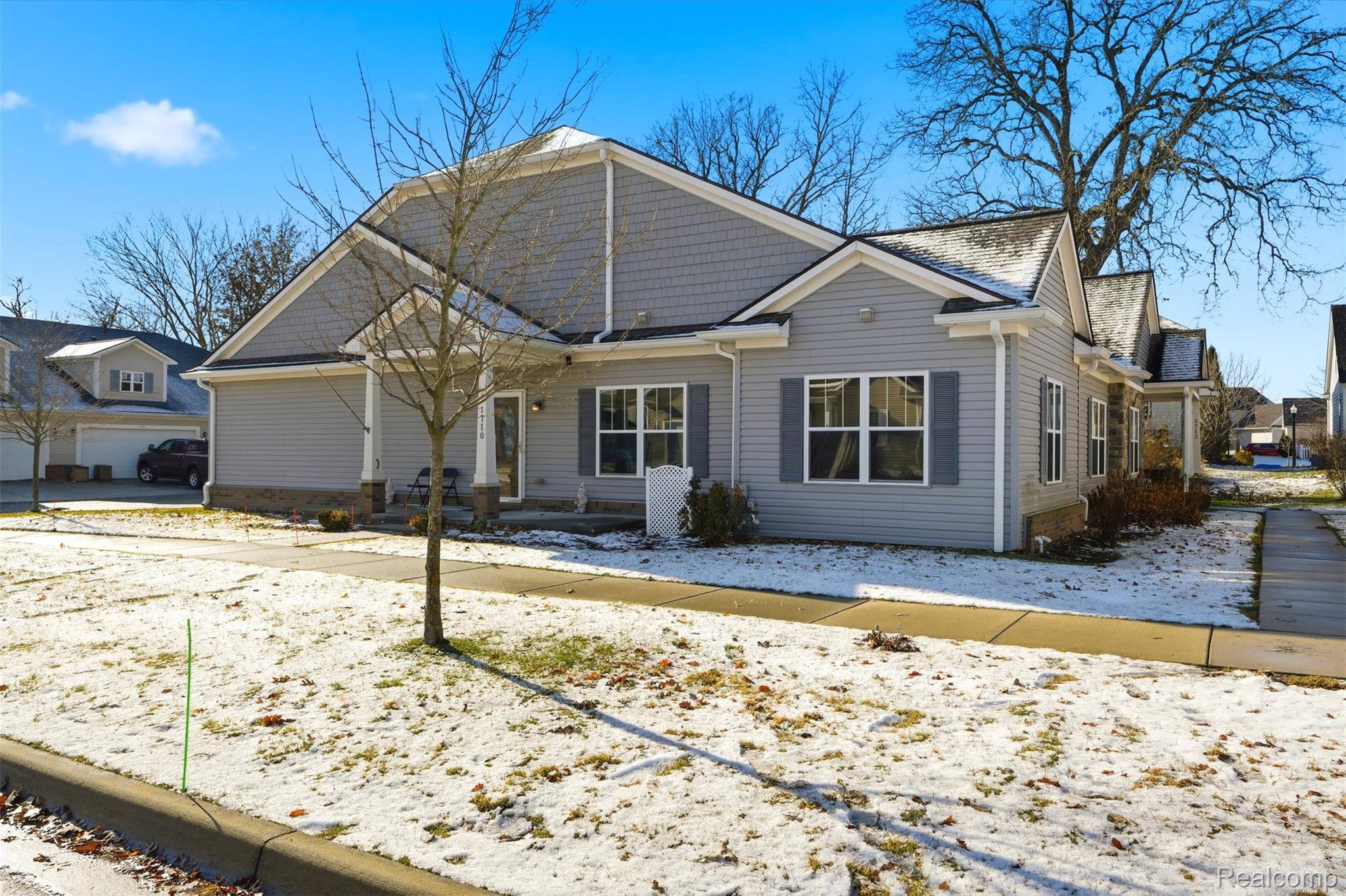 Howell, MI 48855,1710 Carlisle ST