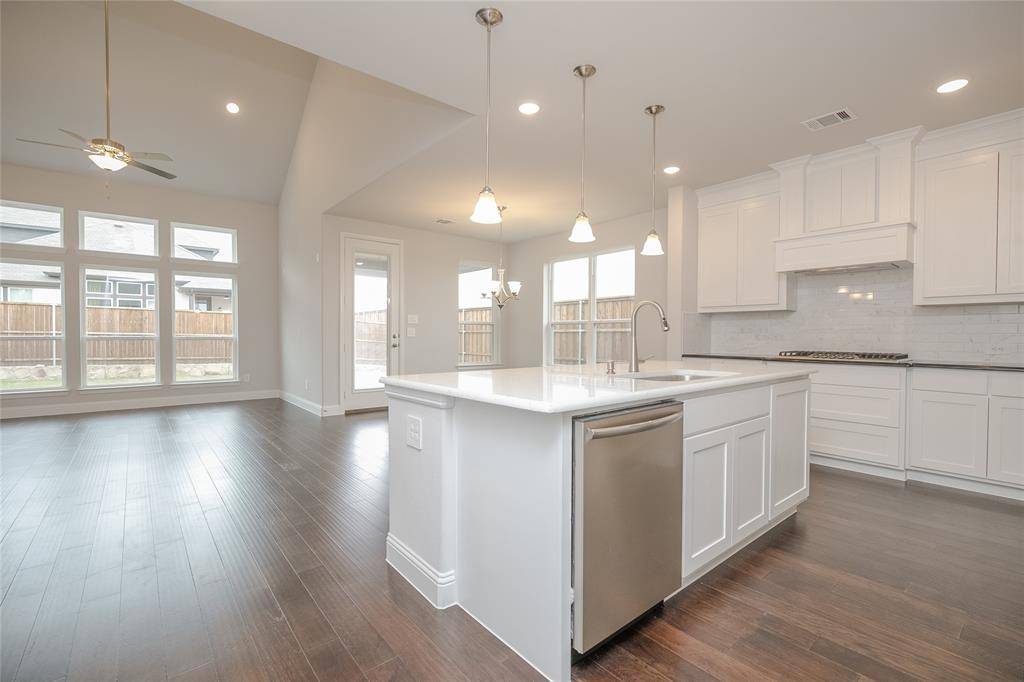 Frisco, TX 75035,9322 Middle Ground Place