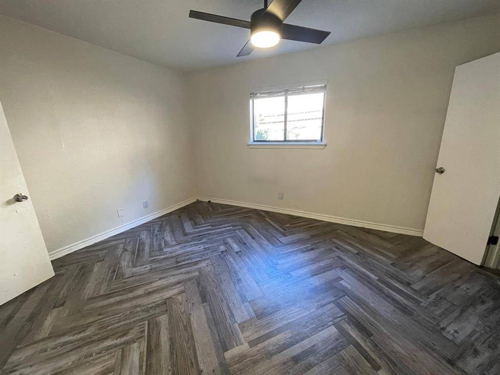 Dallas, TX 75214,5317 Junius Street #103