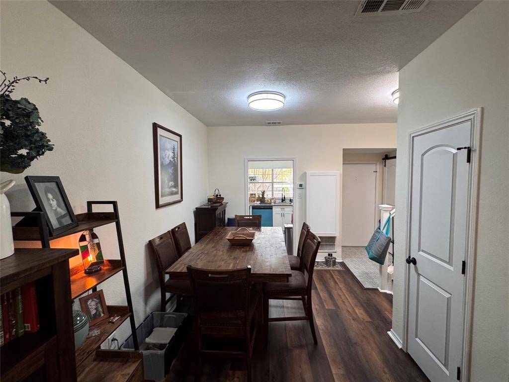 Dallas, TX 75211,2506 Wedglea Drive #105