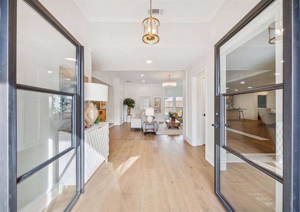 Dallas, TX 75238,9603 Greensprint Drive