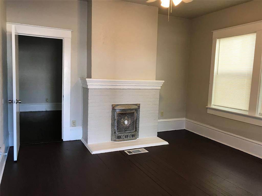 Dallas, TX 75203,1118 N Zang Boulevard #101