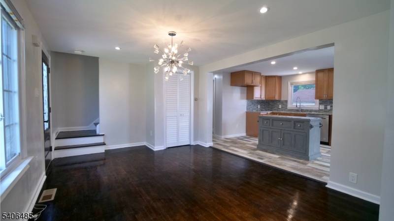 Union Twp., NJ 07088,214 Burkley Pl