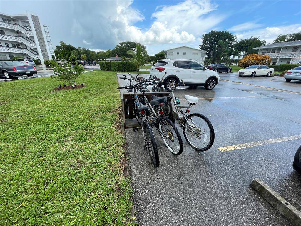 Deerfield Beach, FL 33442,139 Oakridge J #139