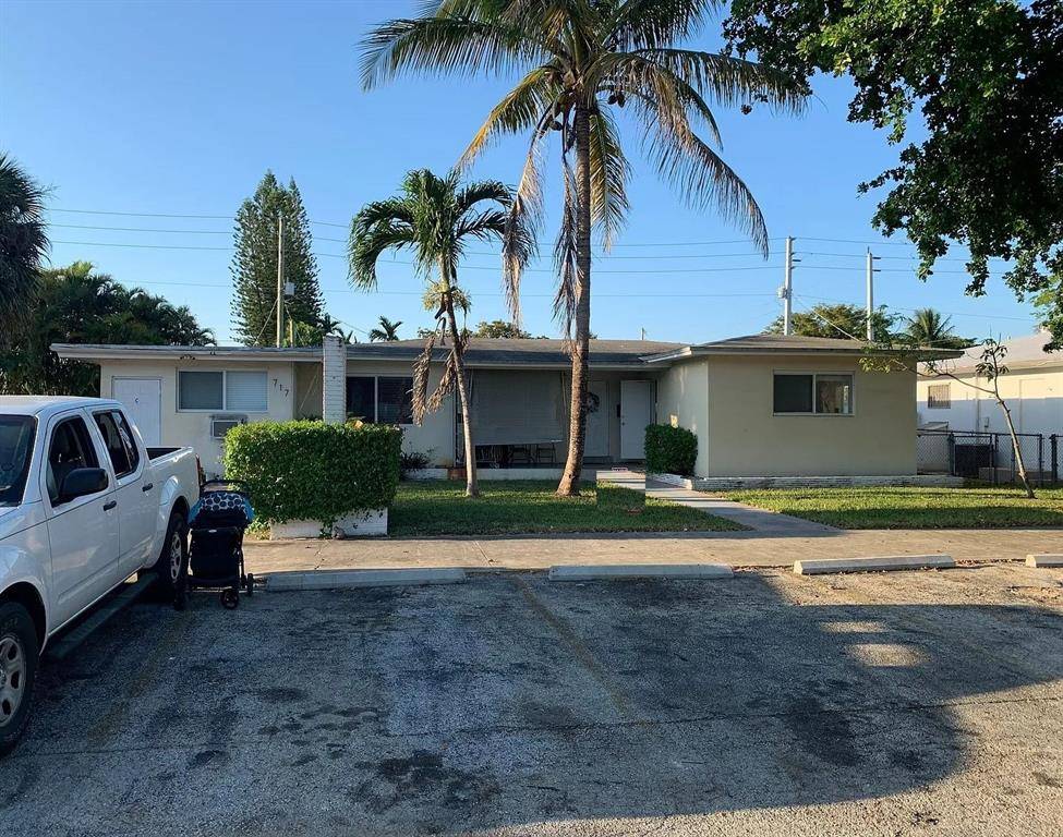 Boynton Beach, FL 33435,717 NE 10th Ave #3