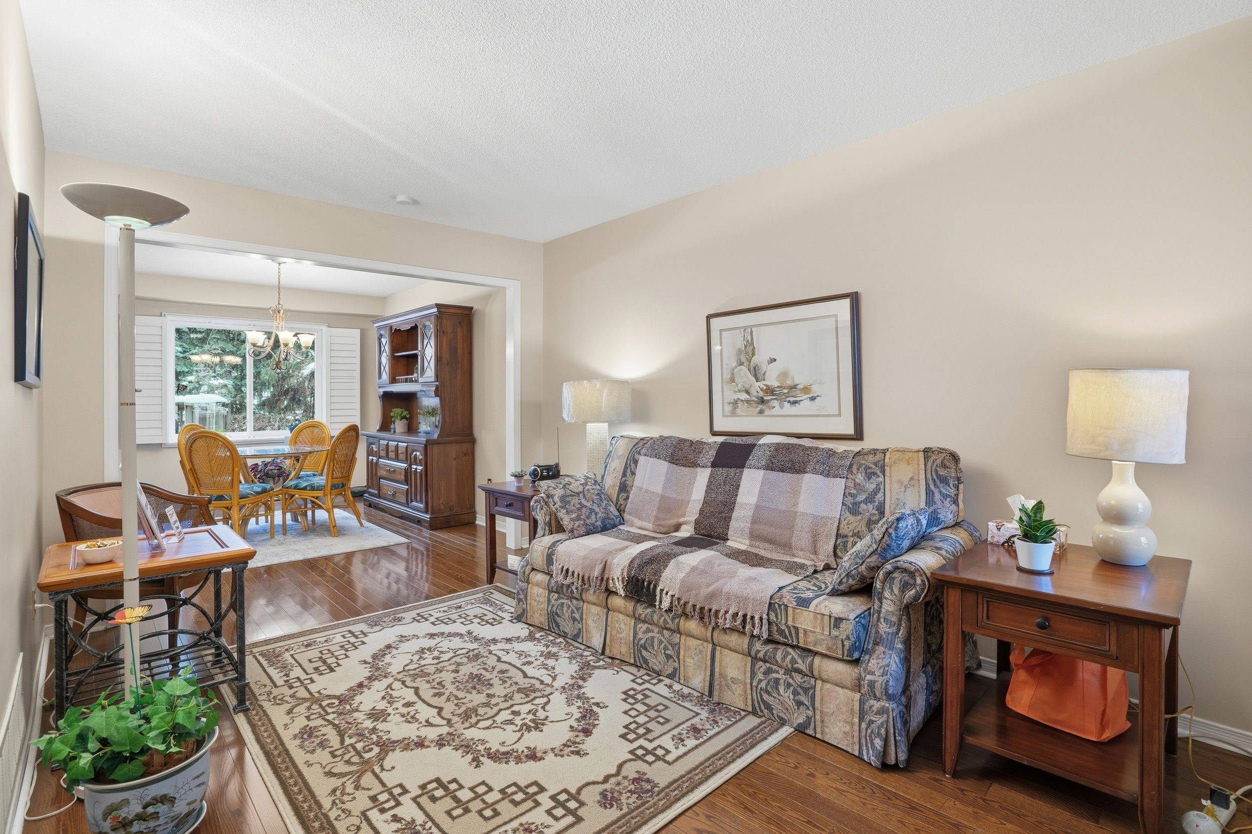 Newmarket, ON L3X 1P9,796 Shanahan BLVD