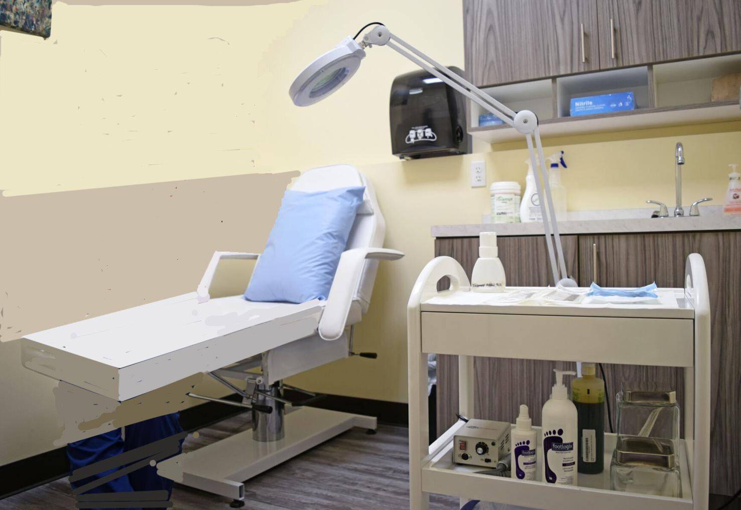 Smiths Falls, ON K7A 3Z3,207 Brockville ST S #2