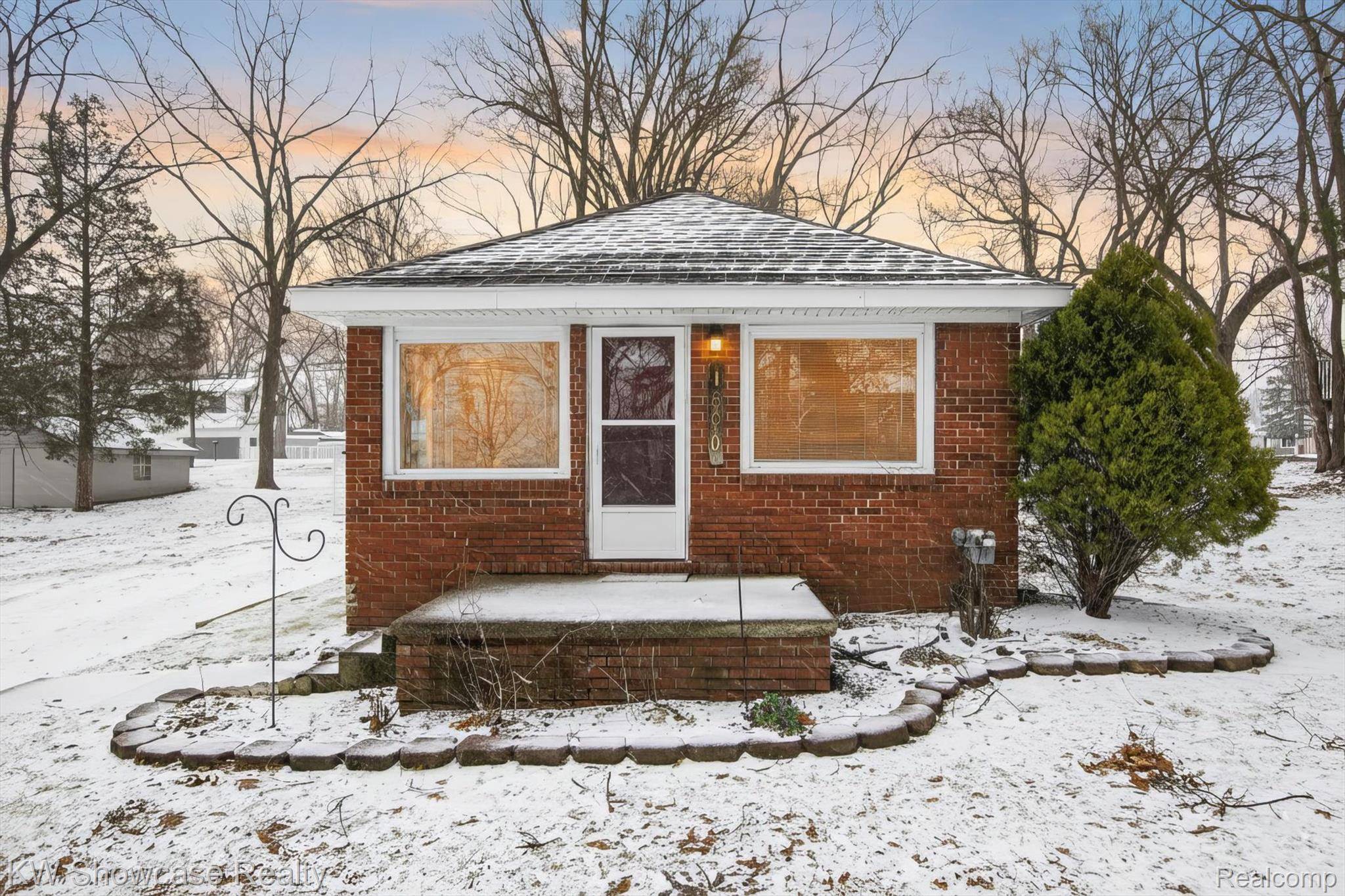 Wolverine Lake, MI 48390,1860 Ladd RD