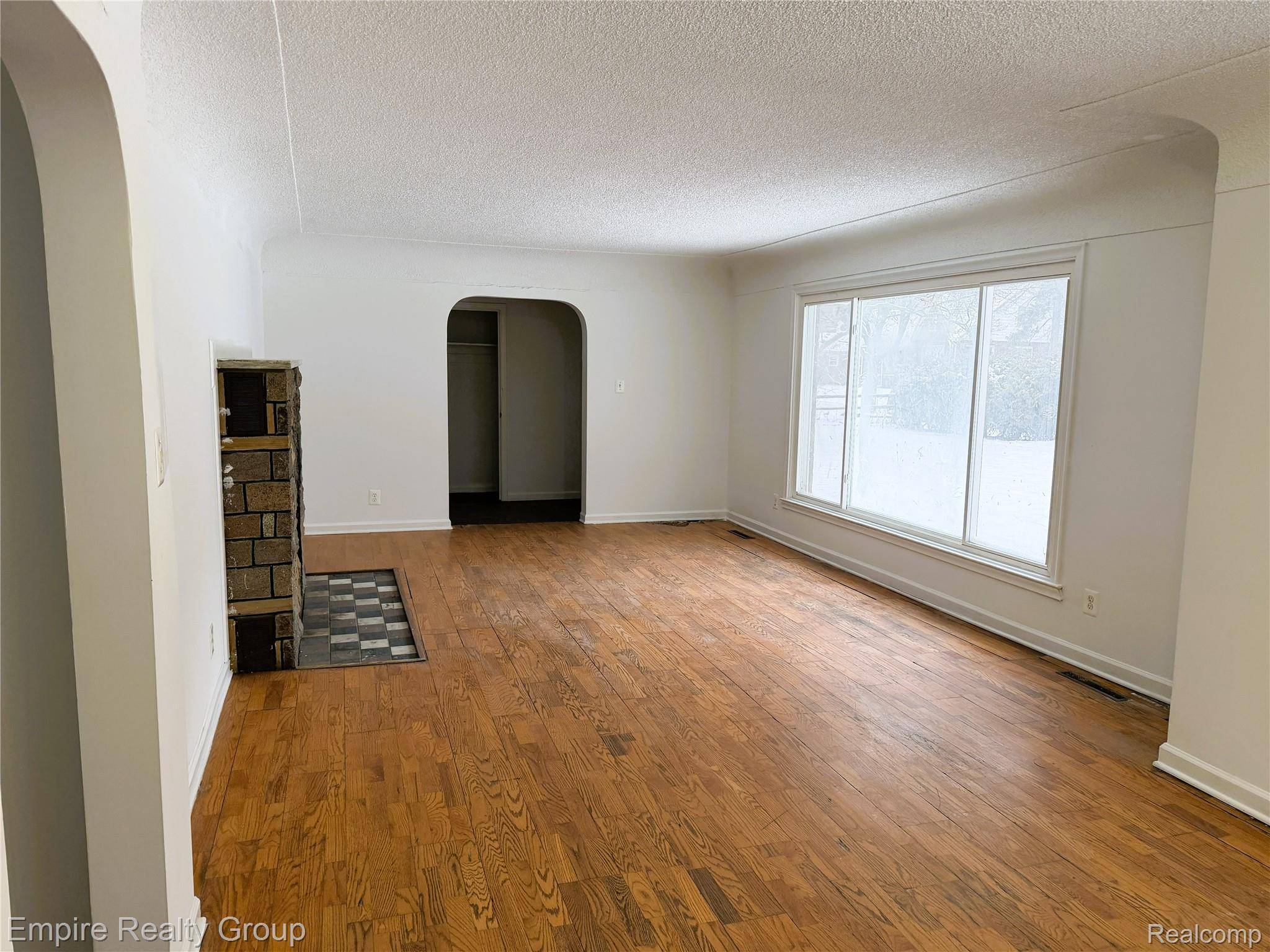 Inkster, MI 48141,28909 Hazelwood ST