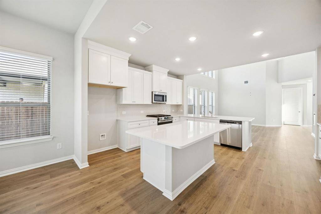 Fate, TX 75087,4342 Hudson Street