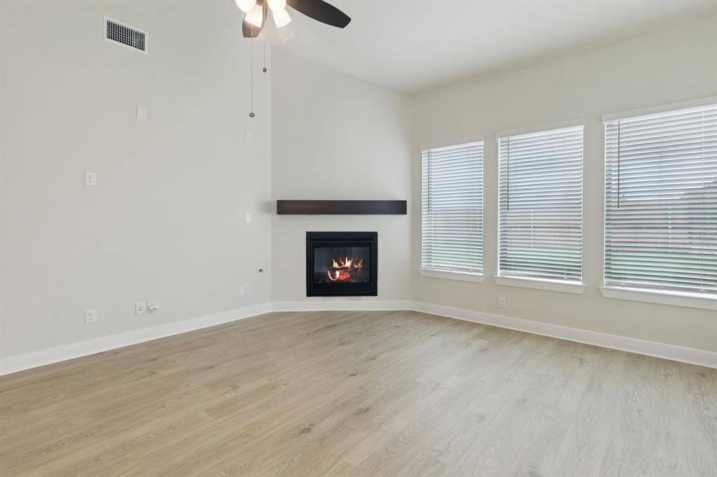 Crandall, TX 75114,3726 Blooming Prairie Drive