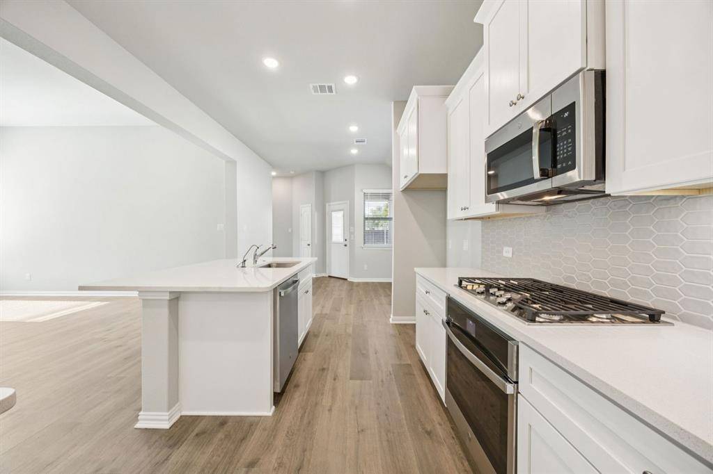 Mesquite, TX 75181,2109 Hazel Lily