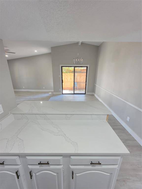 Dallas, TX 75249,7334 Oakmore Drive