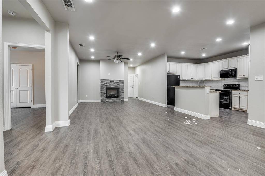 Glenn Heights, TX 75154,1812 Carrington Drive