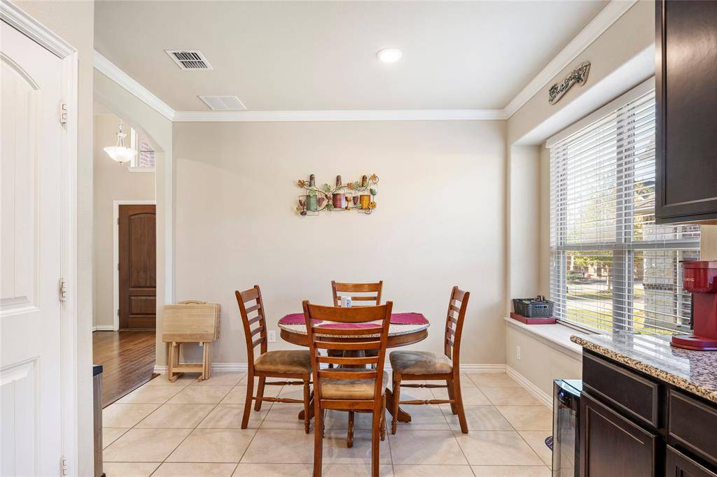 Denton, TX 76210,1909 Nob Hill Court