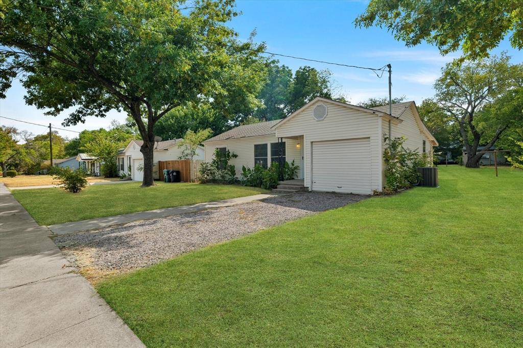 Denton, TX 76201,2411 Denison Street