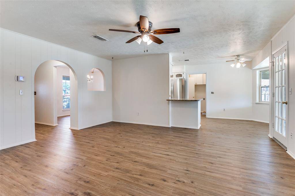 Euless, TX 76039,213 Sixpence Lane