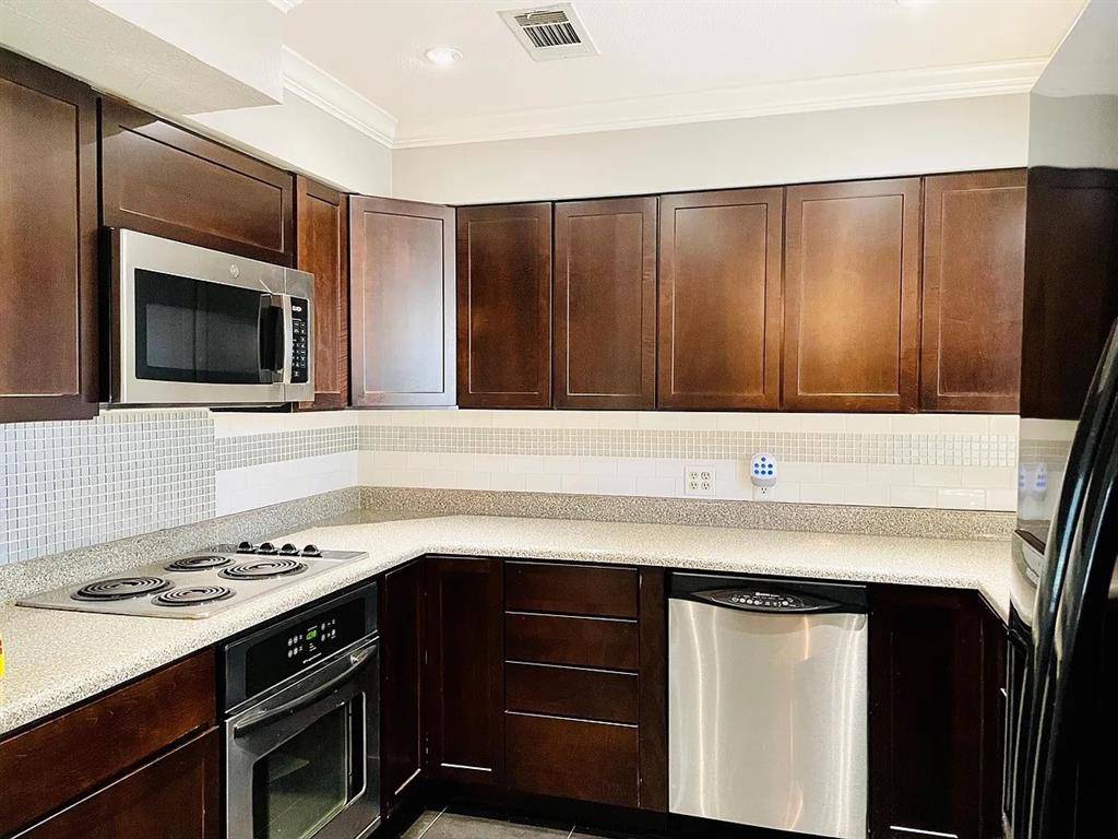 Dallas, TX 75229,3152 Walnut Hill Lane