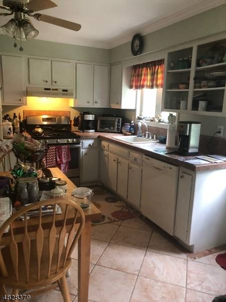 Hawthorne Boro, NJ 07506,79 Rock Rd #2