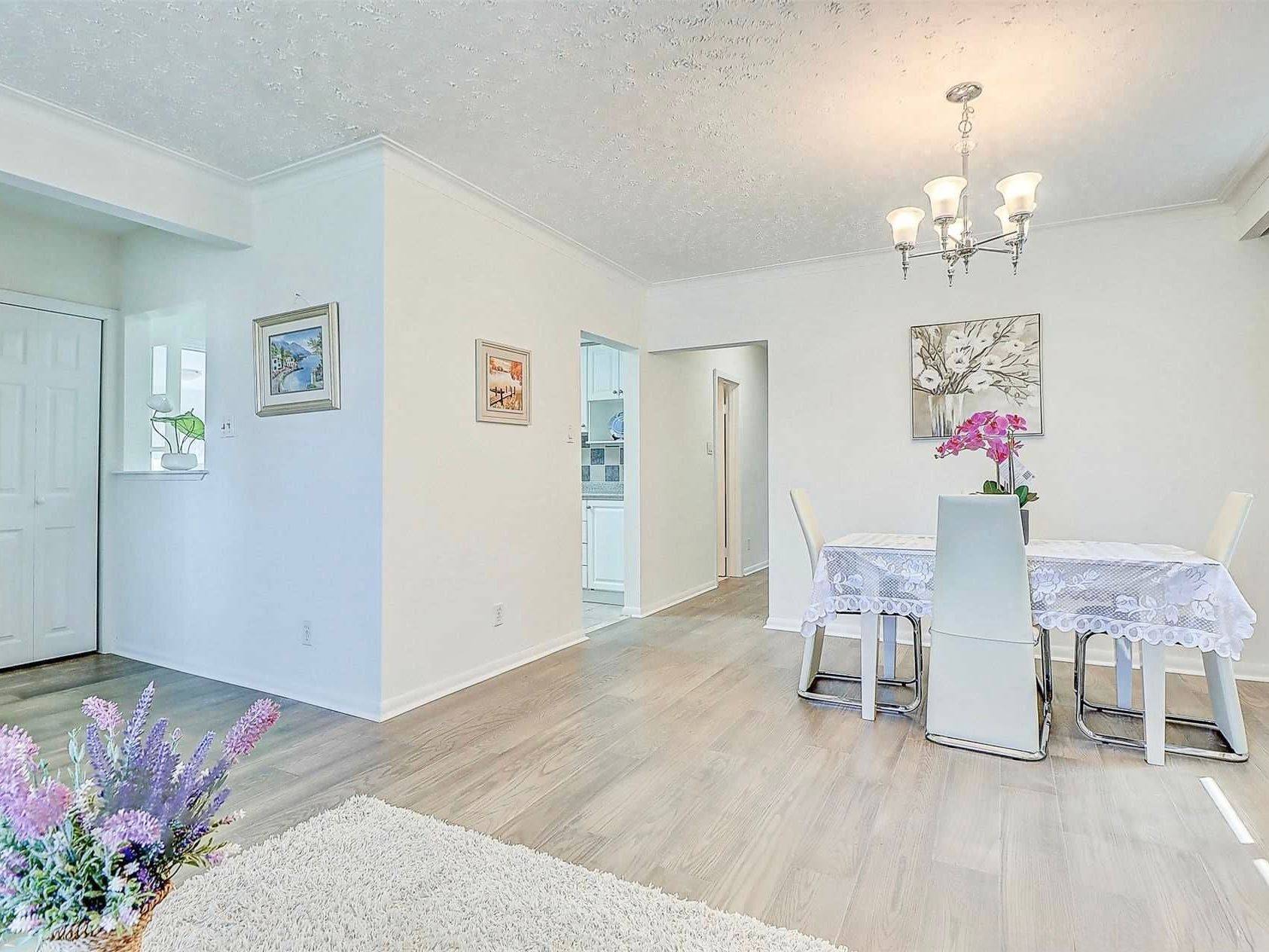 Toronto E05, ON M1T 2N5,96 Allanford RD #Main