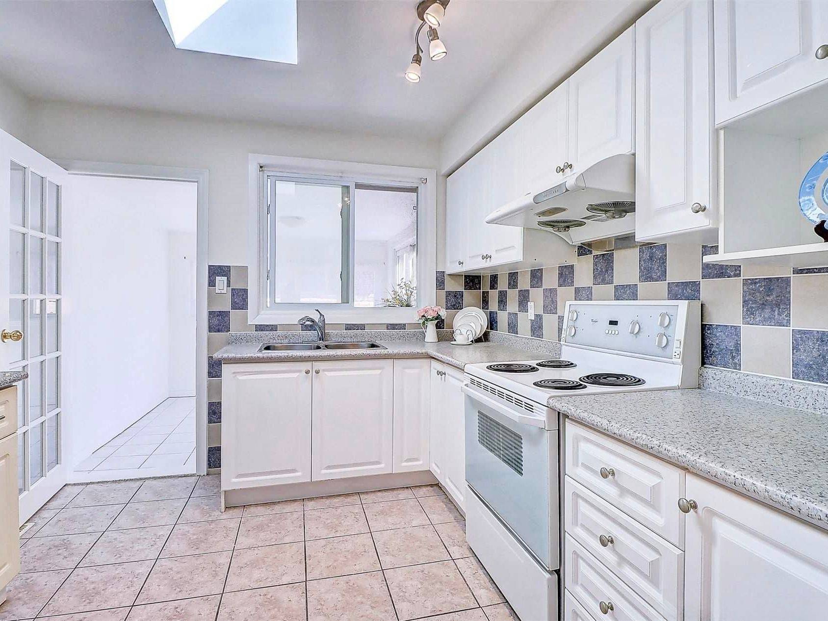 Toronto E05, ON M1T 2N5,96 Allanford RD #Main