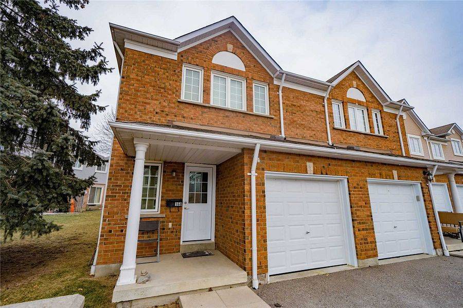 Whitby, ON L1N 9C7,10 Bassett BLVD #168