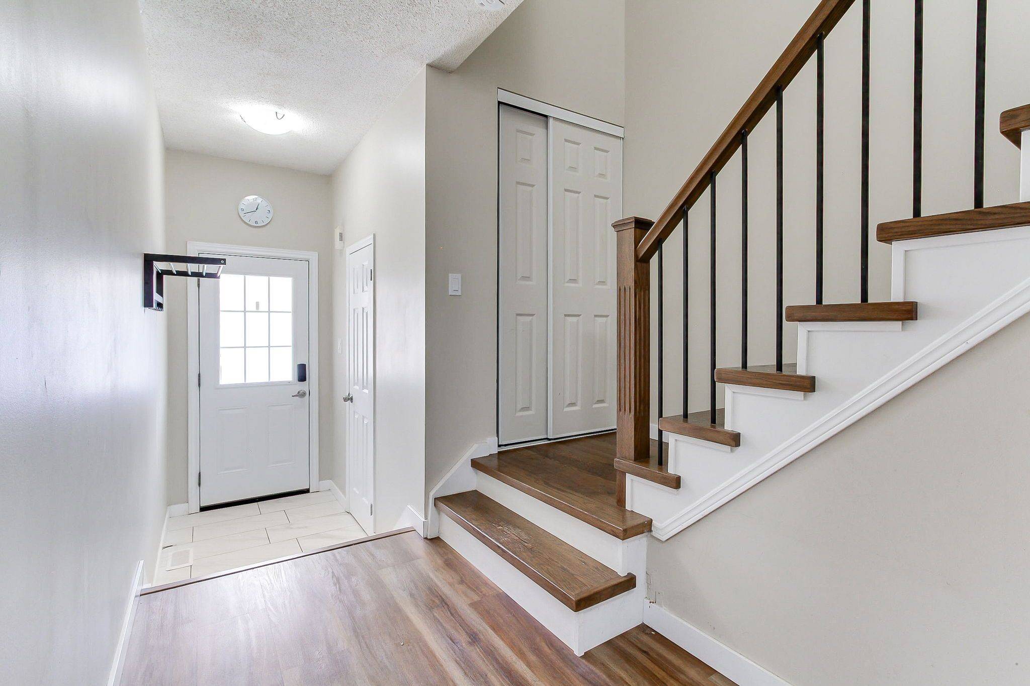 Whitby, ON L1N 9C7,10 Bassett BLVD #168