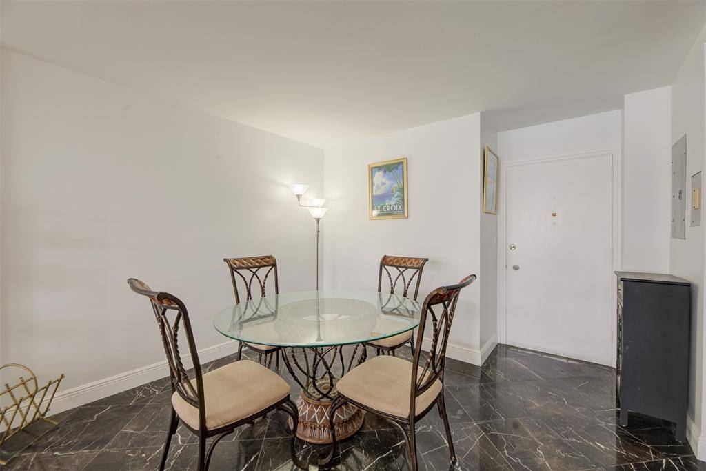 Pompano Beach, FL 33062,305 N Pompano Beach Blvd #506