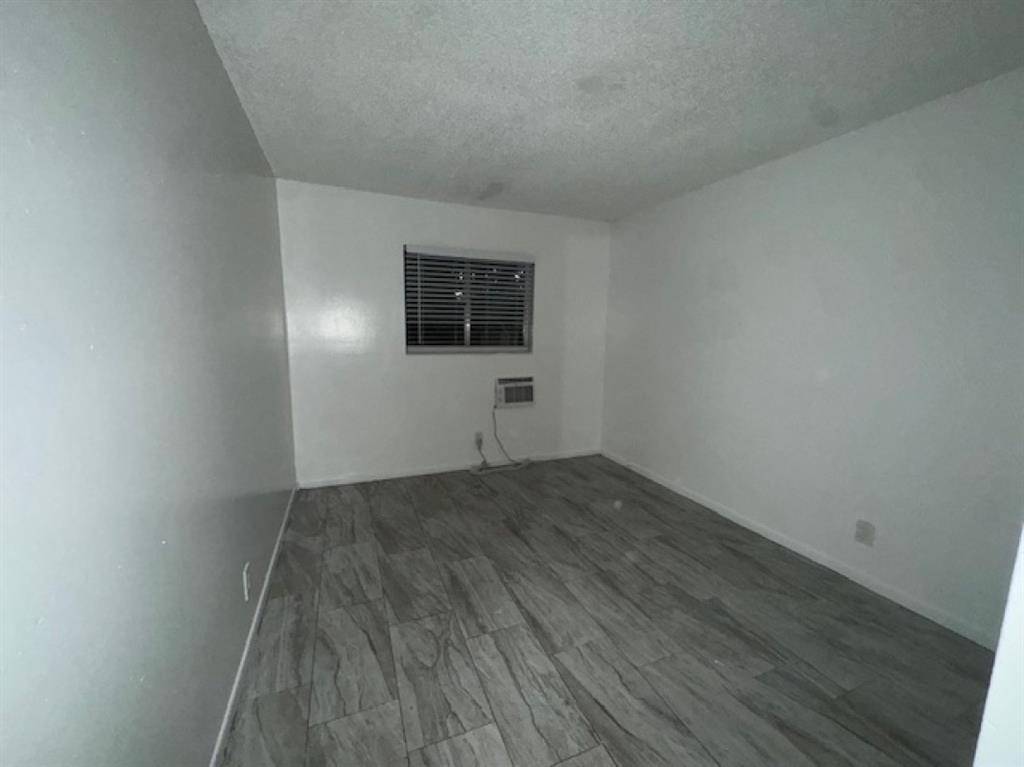 Hollywood, FL 33020,2220 Hayes St #7