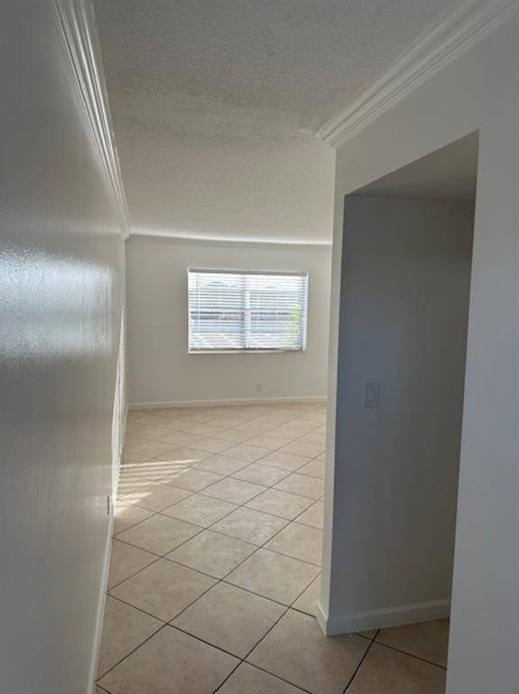 Pompano Beach, FL 33060,8 SE 19th Ave #14