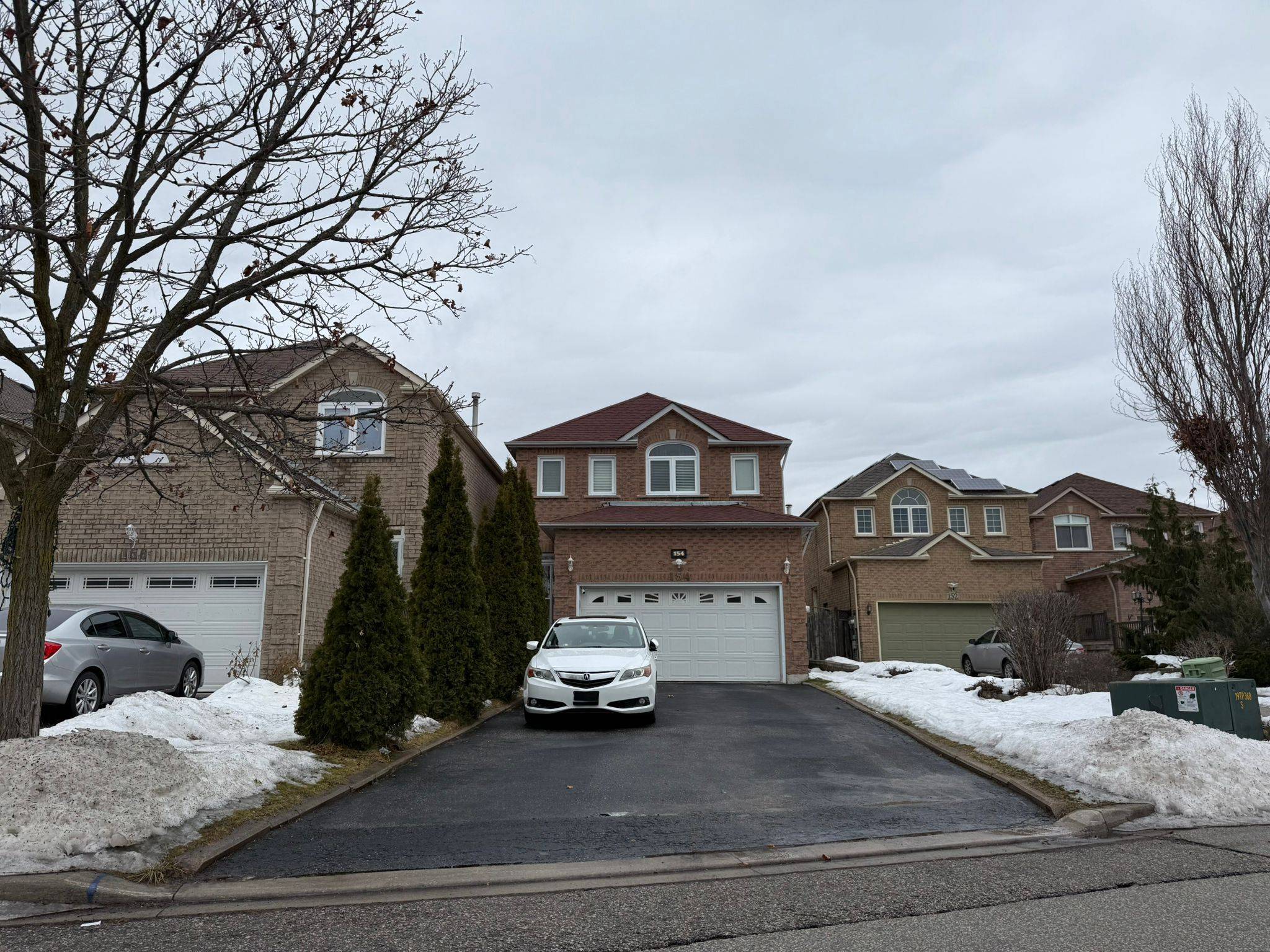 Markham, ON L3S 3E7,154 Mary Pearson DR #Bsmt