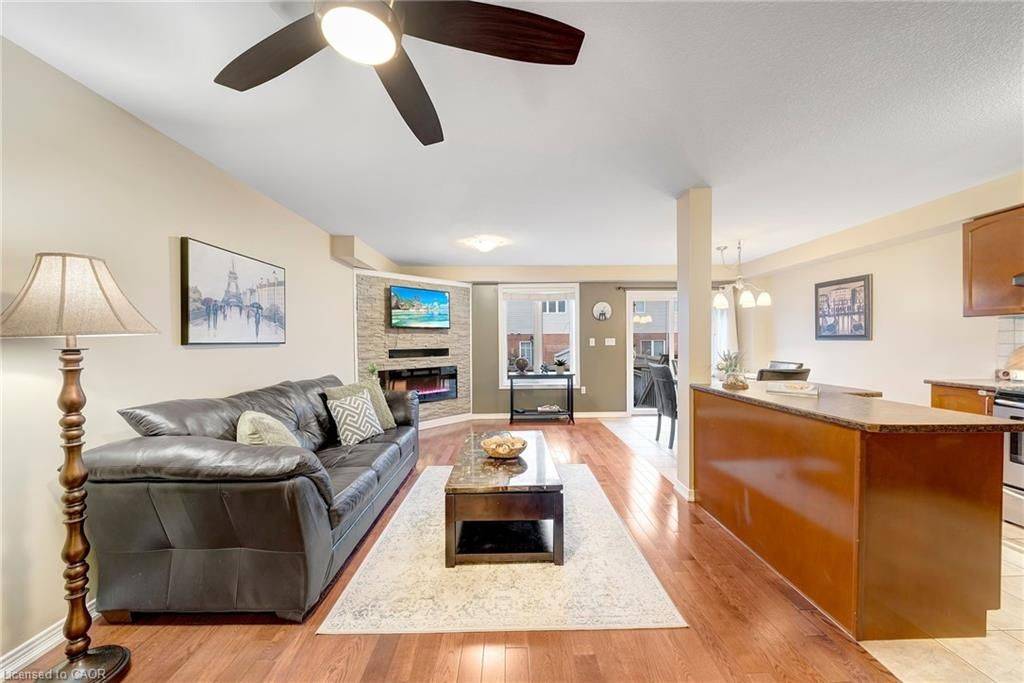 Hamilton, ON L0R 1P0,21 Periwinkle DR