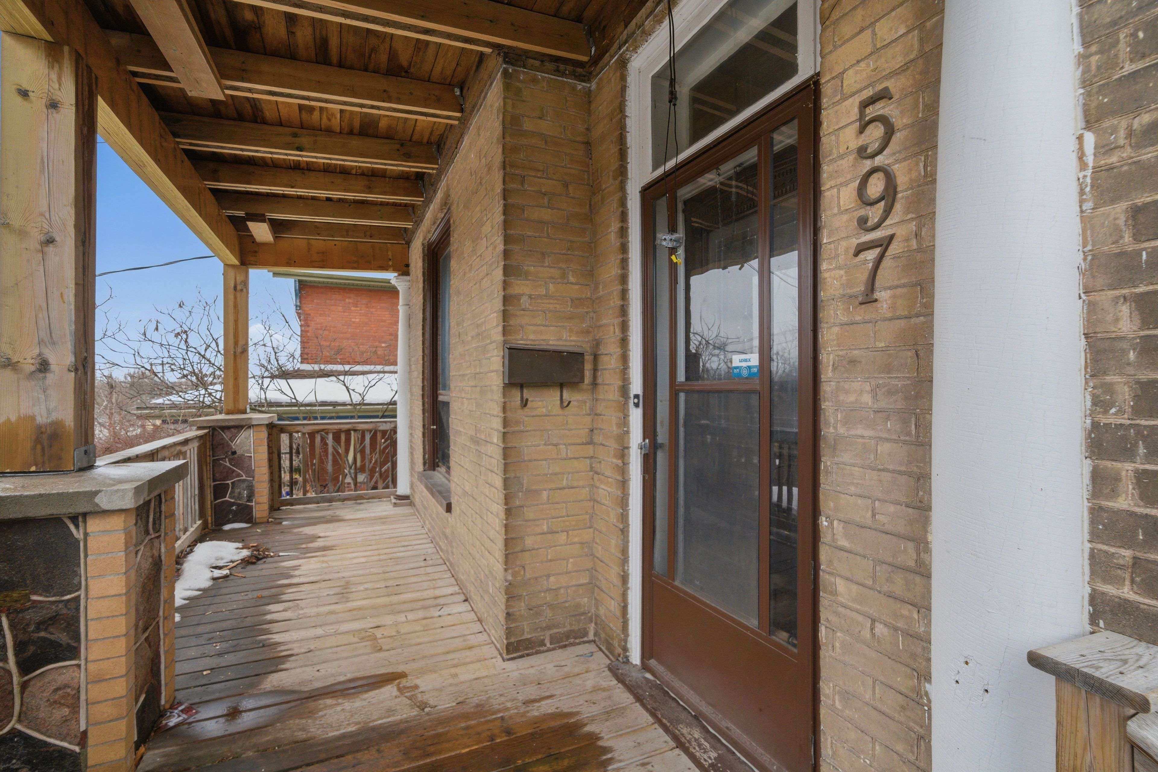 Peterborough, ON K9H 3Z7,597 Bethune ST