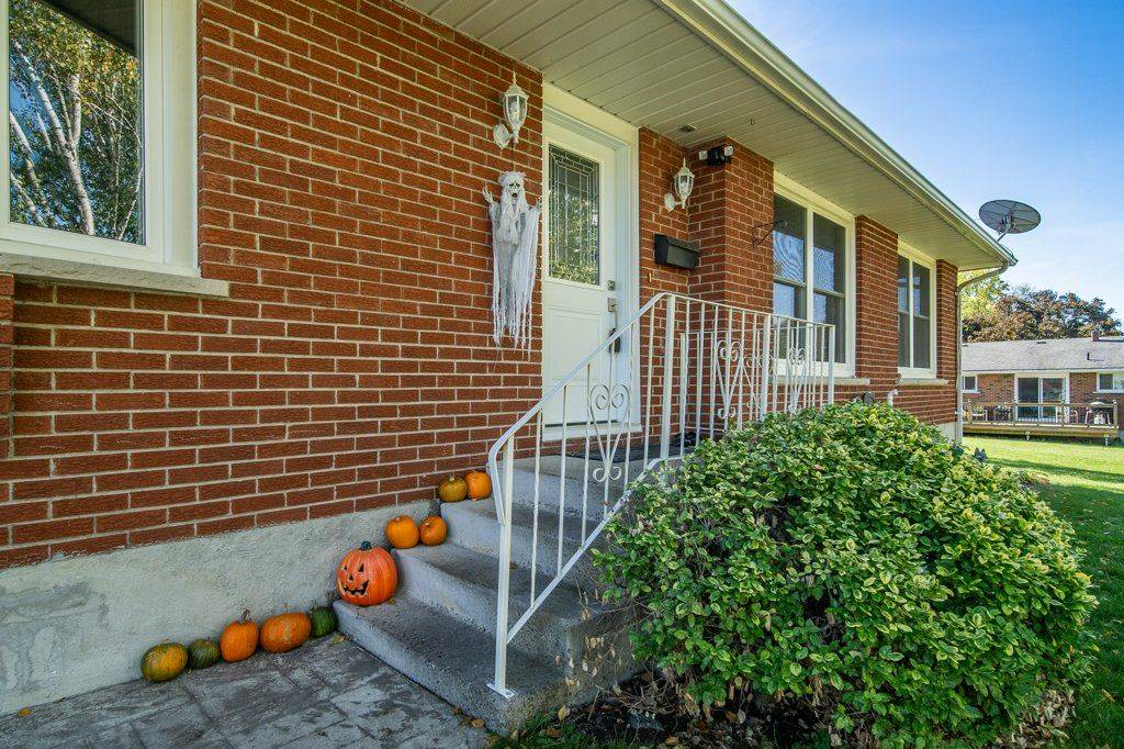 Greater Napanee, ON K7R 3H4,64 River RD