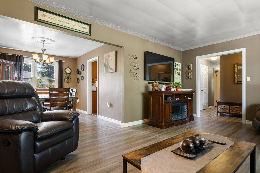 Greater Napanee, ON K7R 3H4,64 River RD