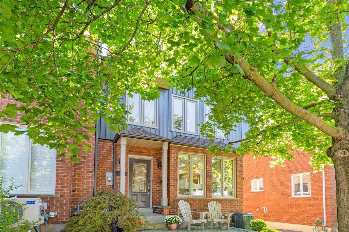 Hamilton, ON L8E 4Z7,44 Sunvale PL