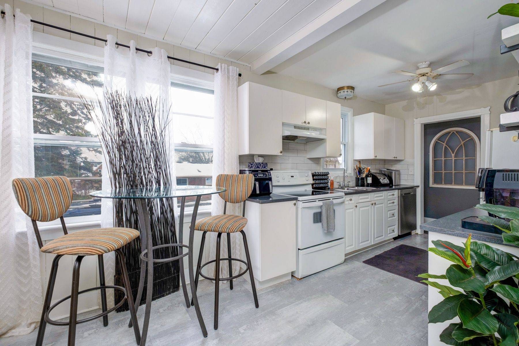 Brighton, ON K0K 1H0,12 Platt ST W