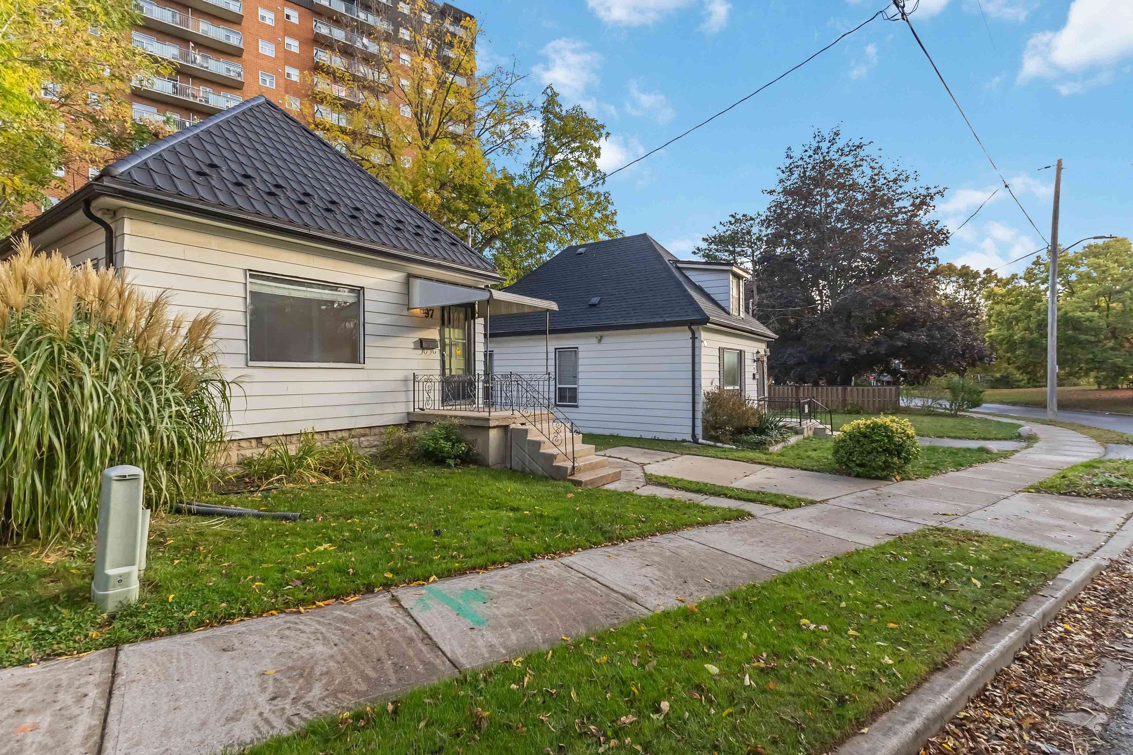 London North, ON N6H 1C3,97 Walnut ST