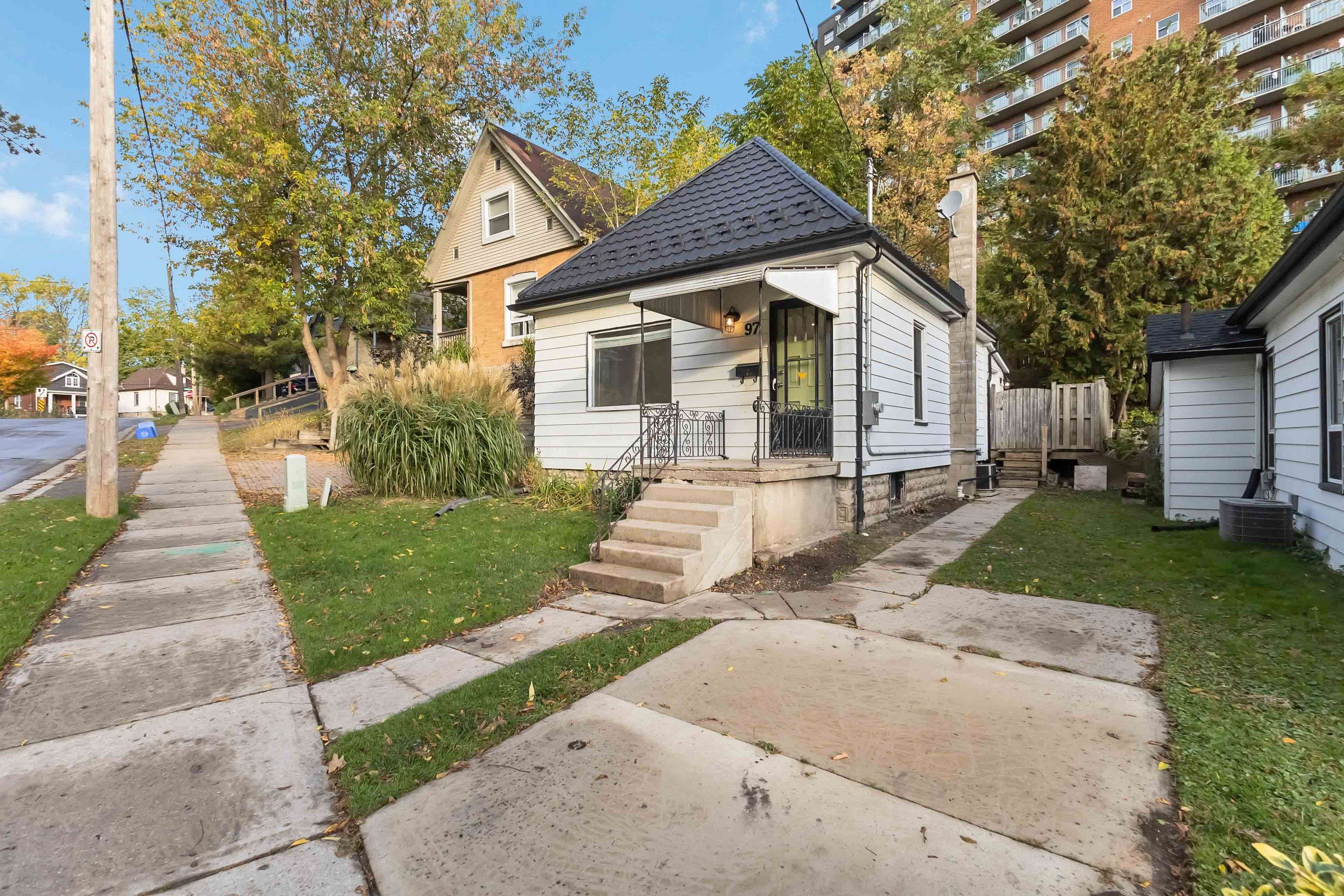 London North, ON N6H 1C3,97 Walnut ST