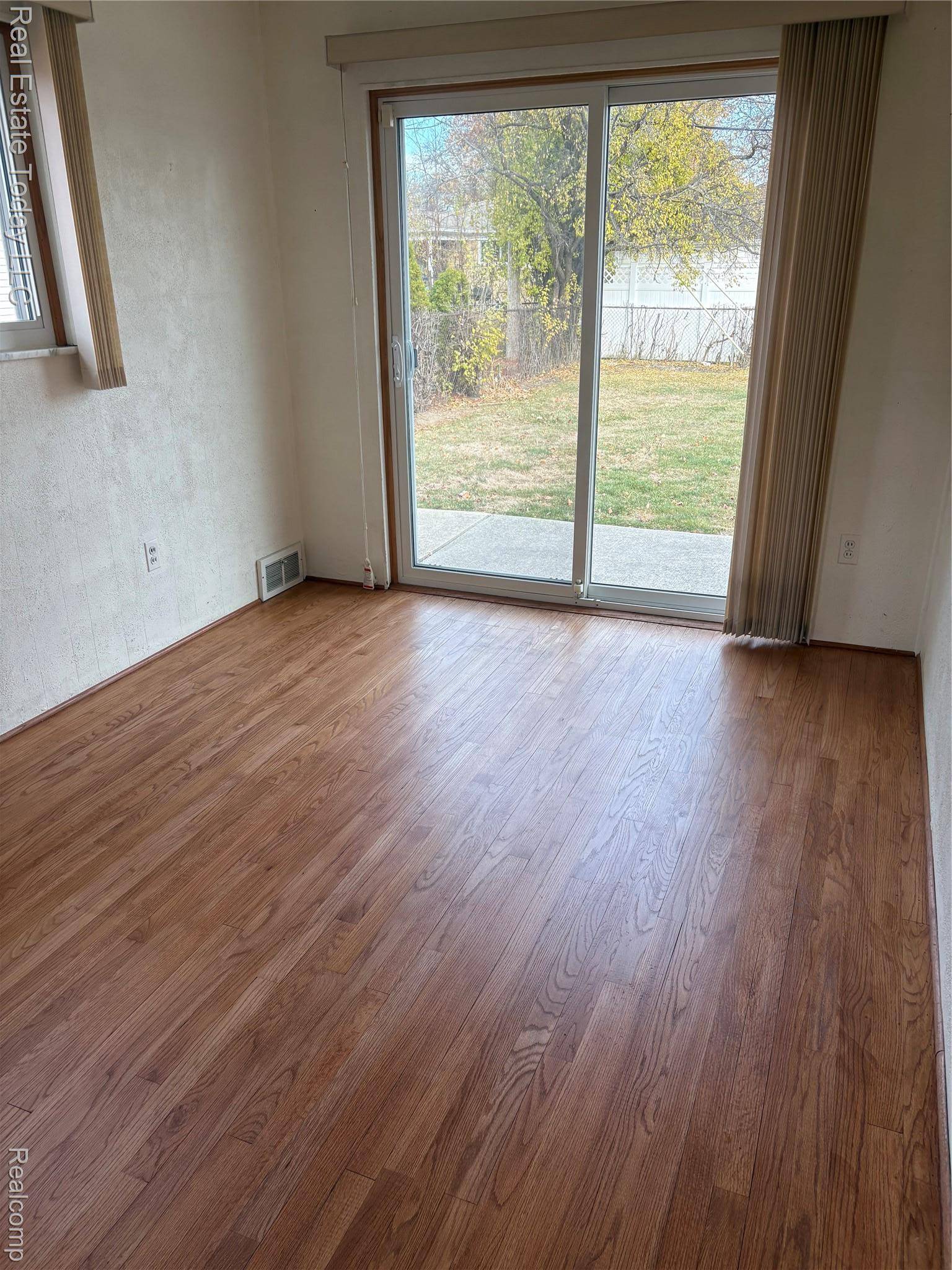 Oak Park, MI 48237,23020 Beverly ST